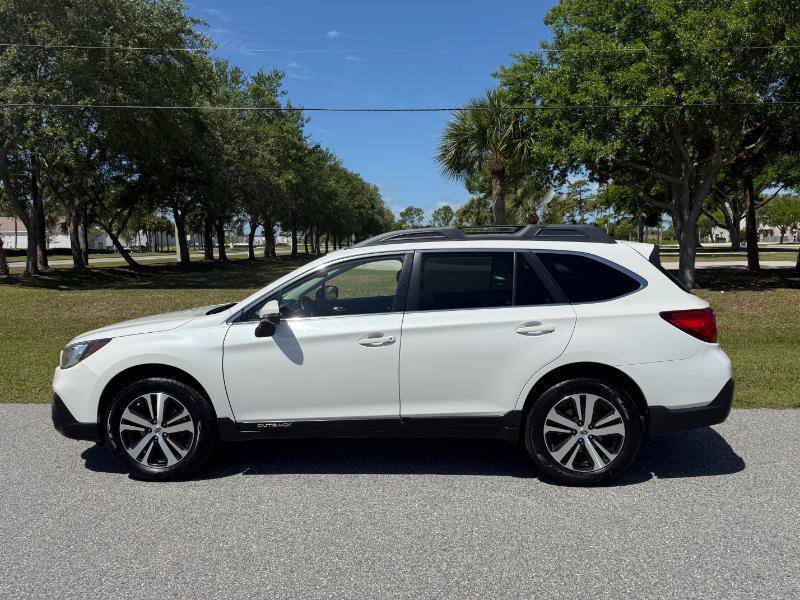 Used 2019 Subaru Outback 2.5i Limited image 3