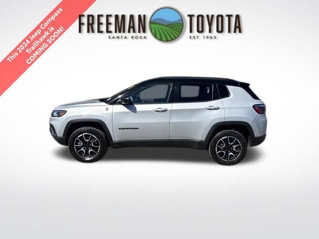 Used 2024 Jeep Compass Trailhawk