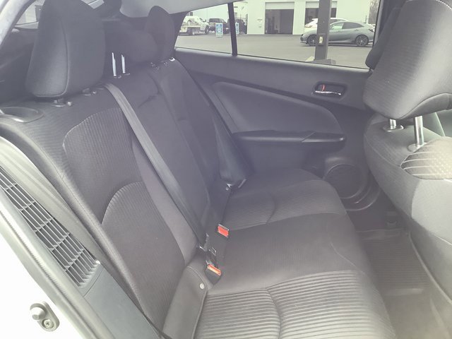 Used 2021 Toyota Prius Prime LE image 32