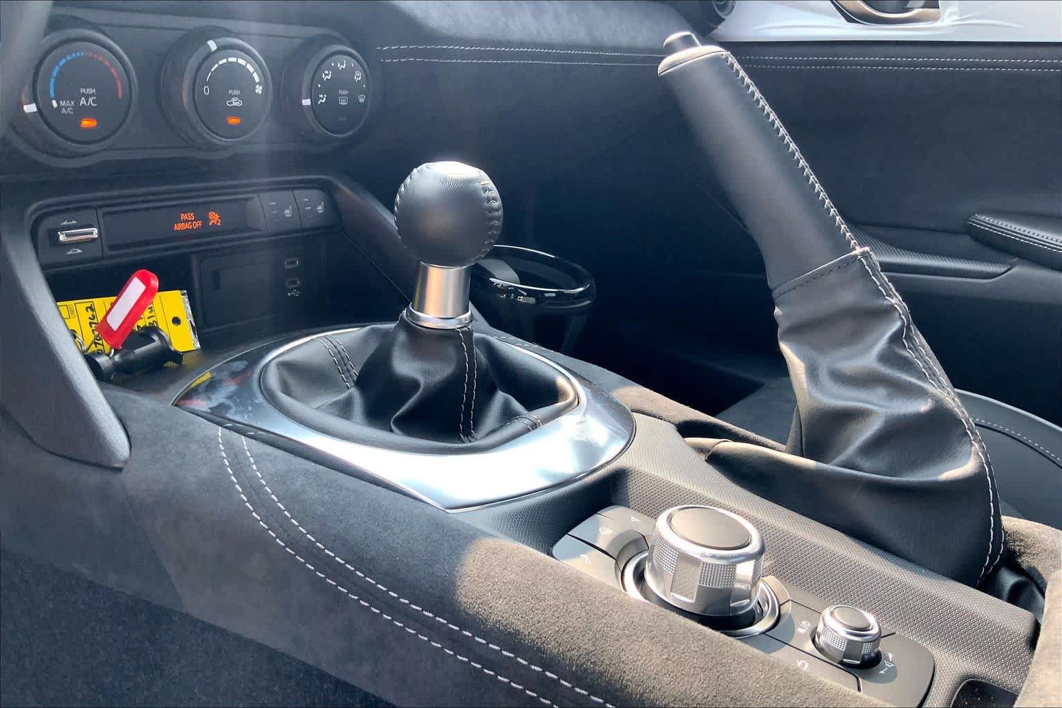 New 2026 MAZDA MX-5 Miata RF Club RWD image 7