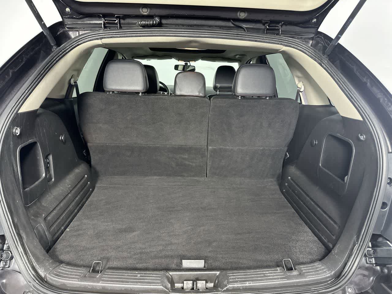 Used 2013 Ford Edge SEL FWD image 22