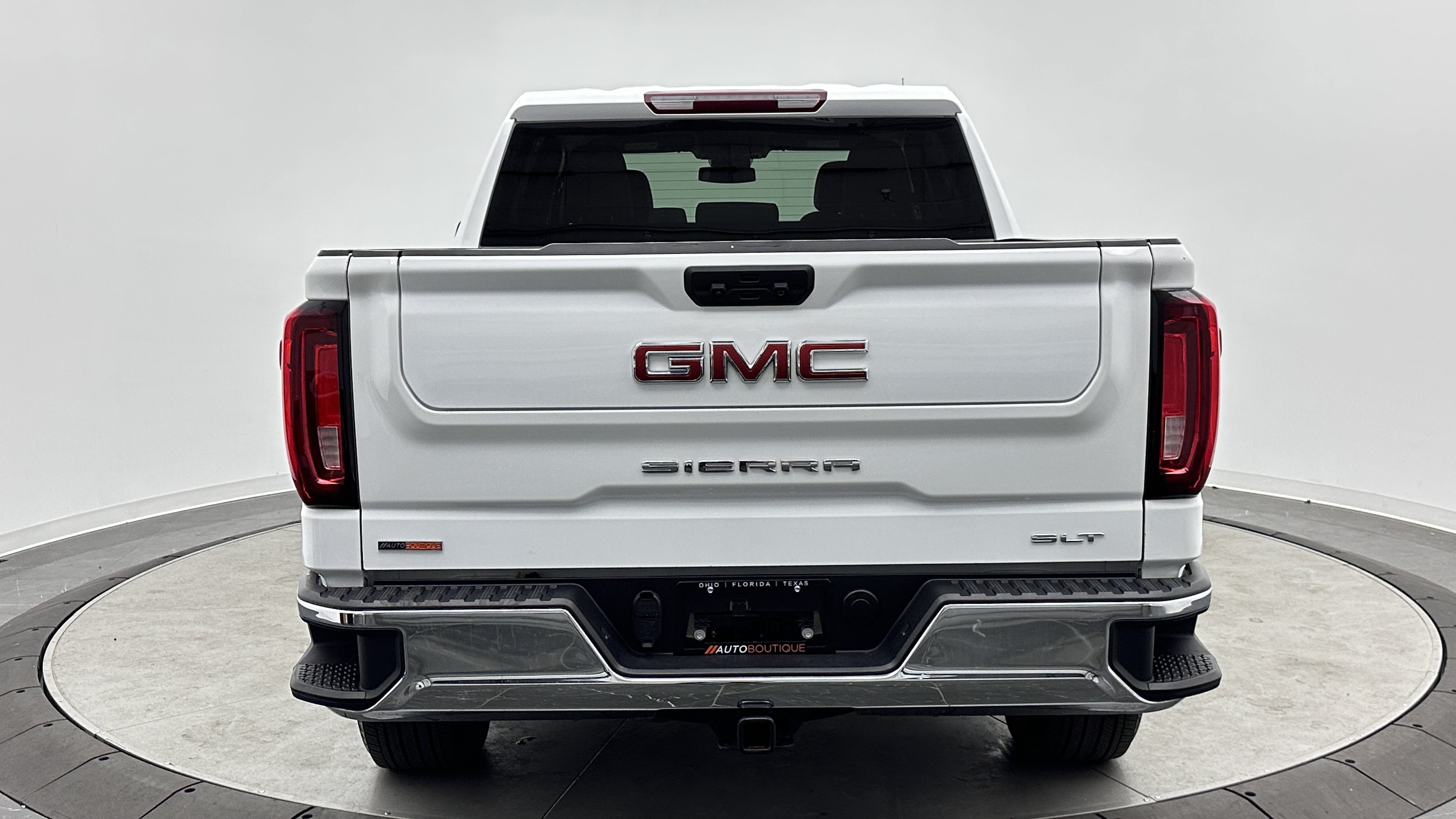 Used 2025 GMC Sierra 1500 SLT AWD/4WD image 7