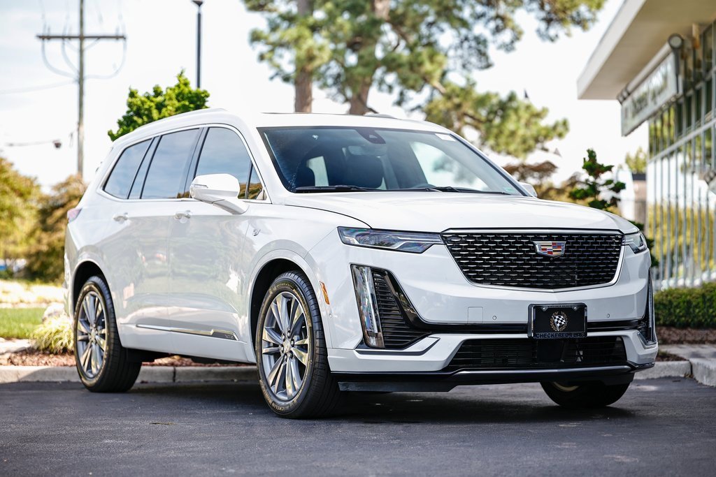 Used 2024 Cadillac XT6 Premium Luxury w/ Technology Package image 1
