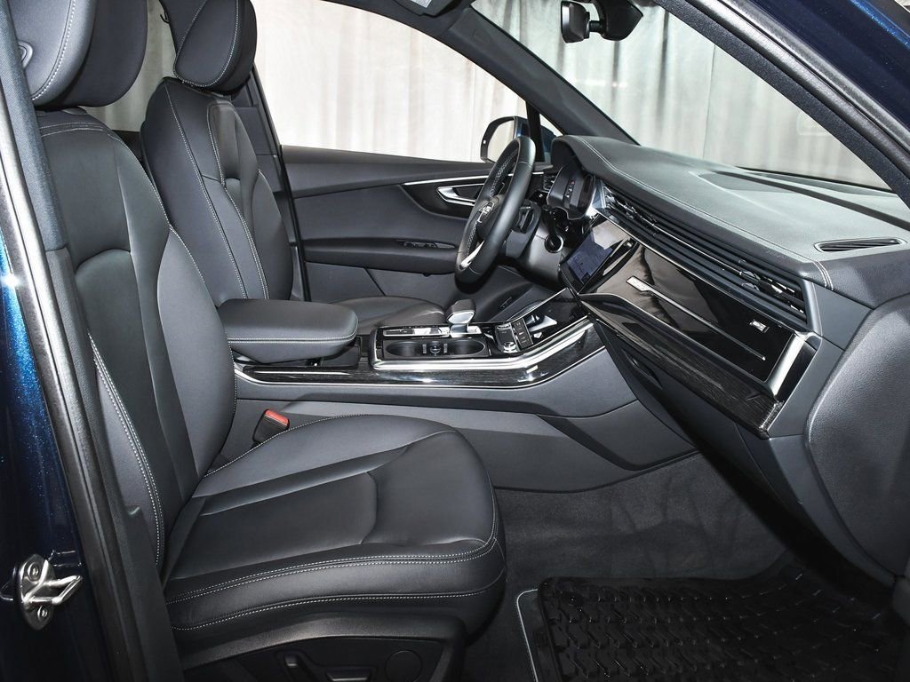 Used 2025 Audi Q7 3.0T Premium w/ Convenience Package image 80
