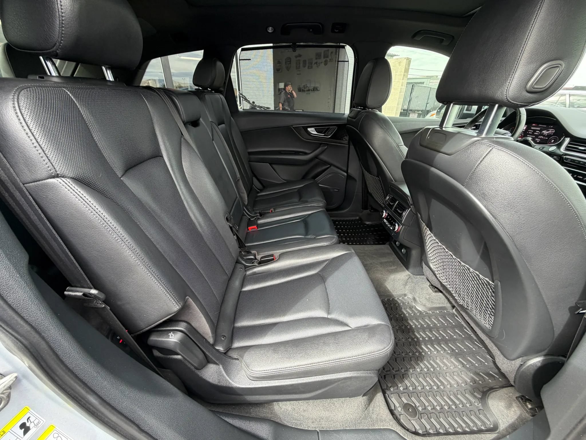 Used 2019 Audi Q7 3.0T Prestige w/ Prestige Package AWD/4WD image 16