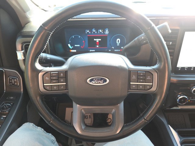 Used 2023 Ford F250 Lariat w/ Lariat Ultimate Package AWD/4WD image 36