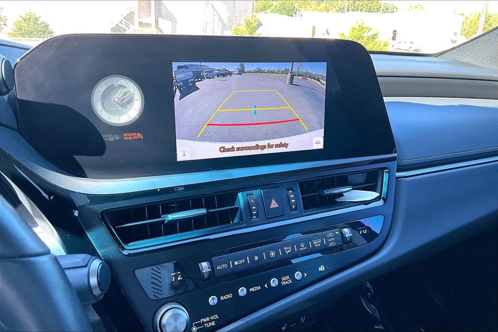 Used 2023 Lexus ES 350 w/ Premium Package FWD image 17
