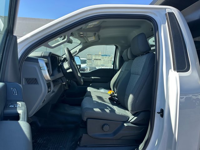 New 2025 Ford F550 4x4 Regular Cab Super Duty image 17
