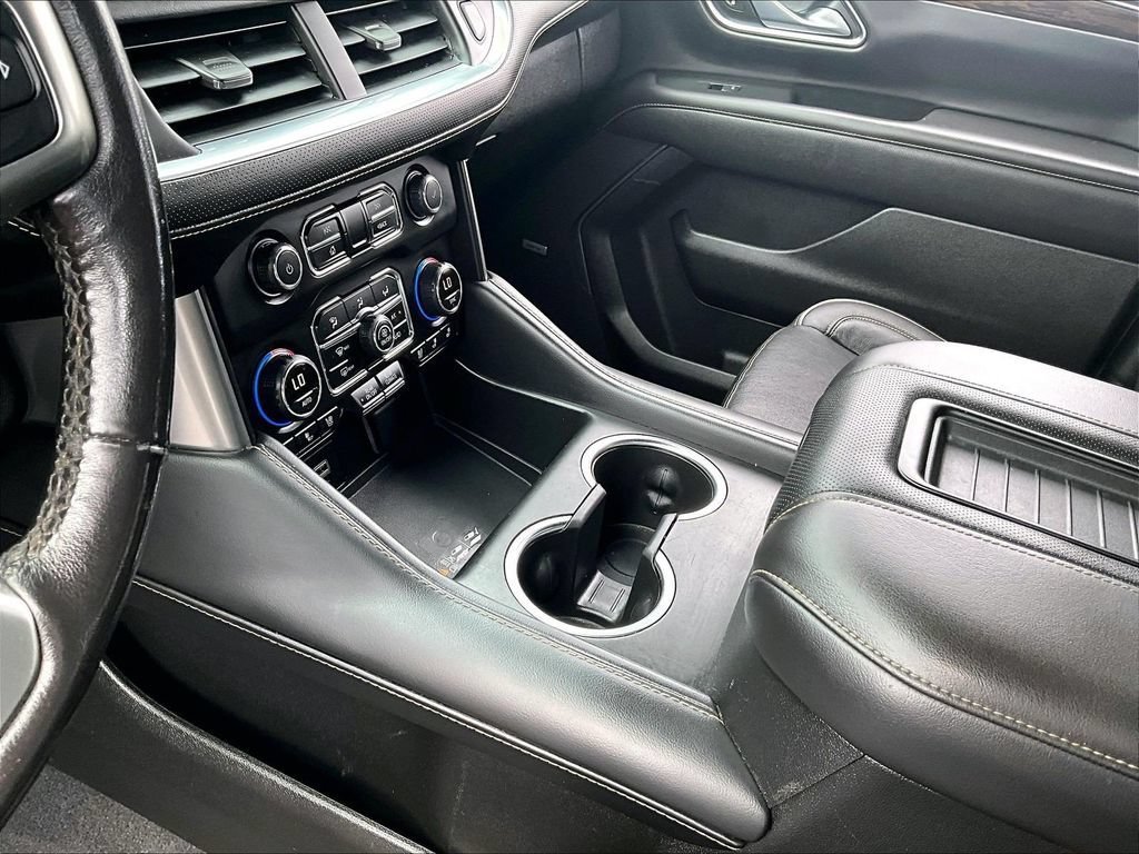 Used 2021 Chevrolet Suburban Premier AWD/4WD image 20