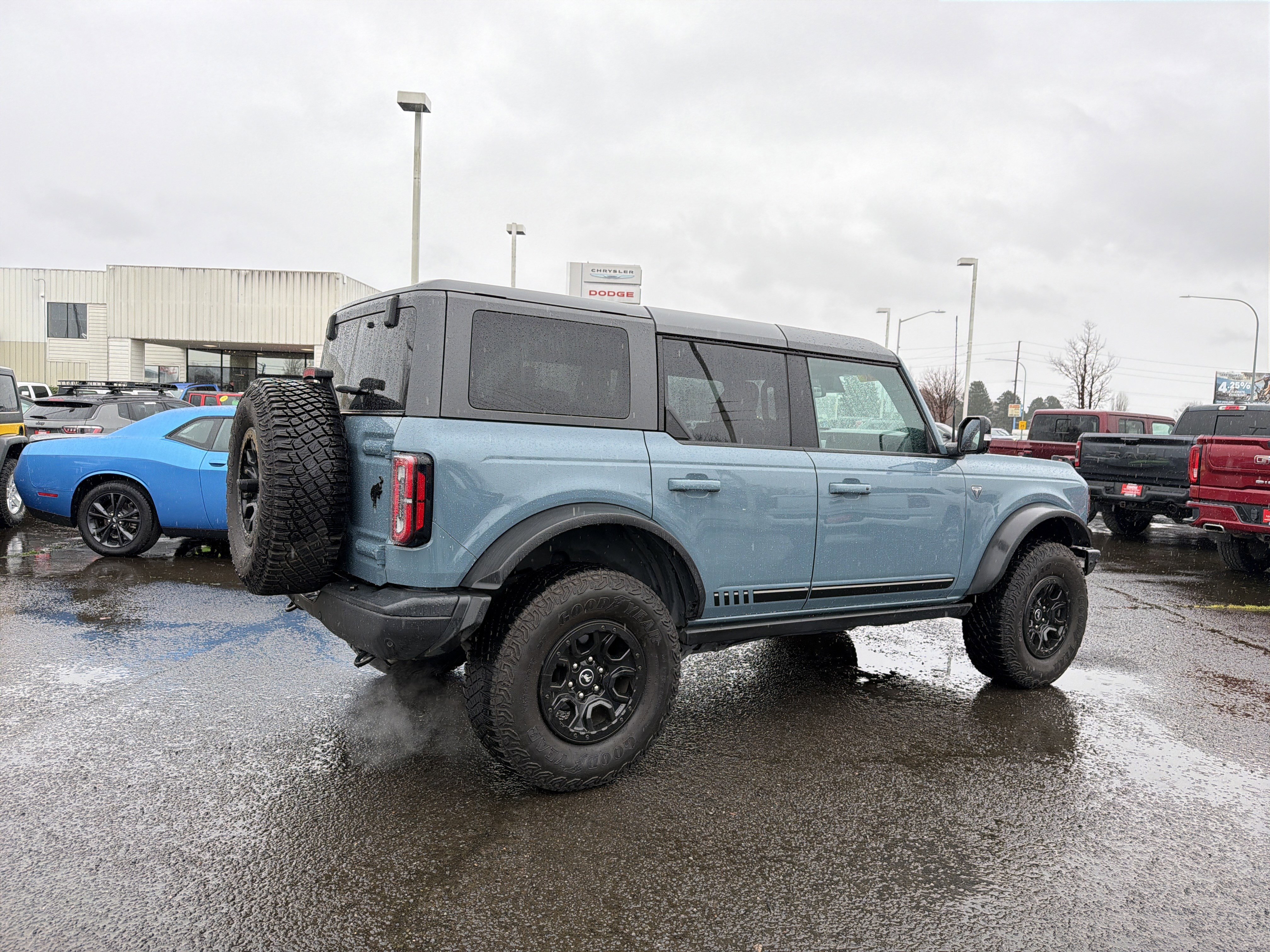 Used 2021 Ford Bronco First Edition AWD/4WD image 6