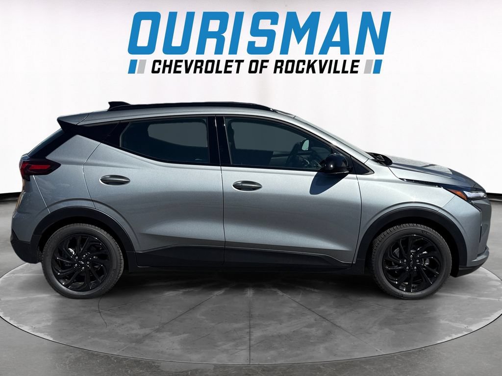 New 2027 Chevrolet Bolt RS w/ Technology Package FWD image 7