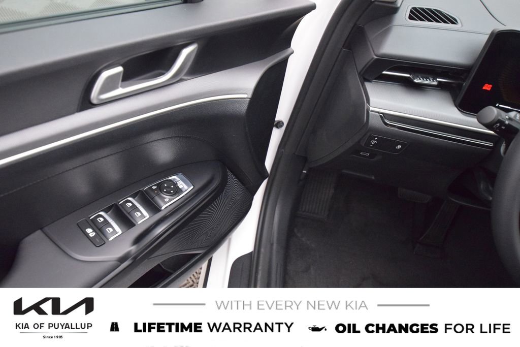 New 2026 Kia K5 LXS image 27