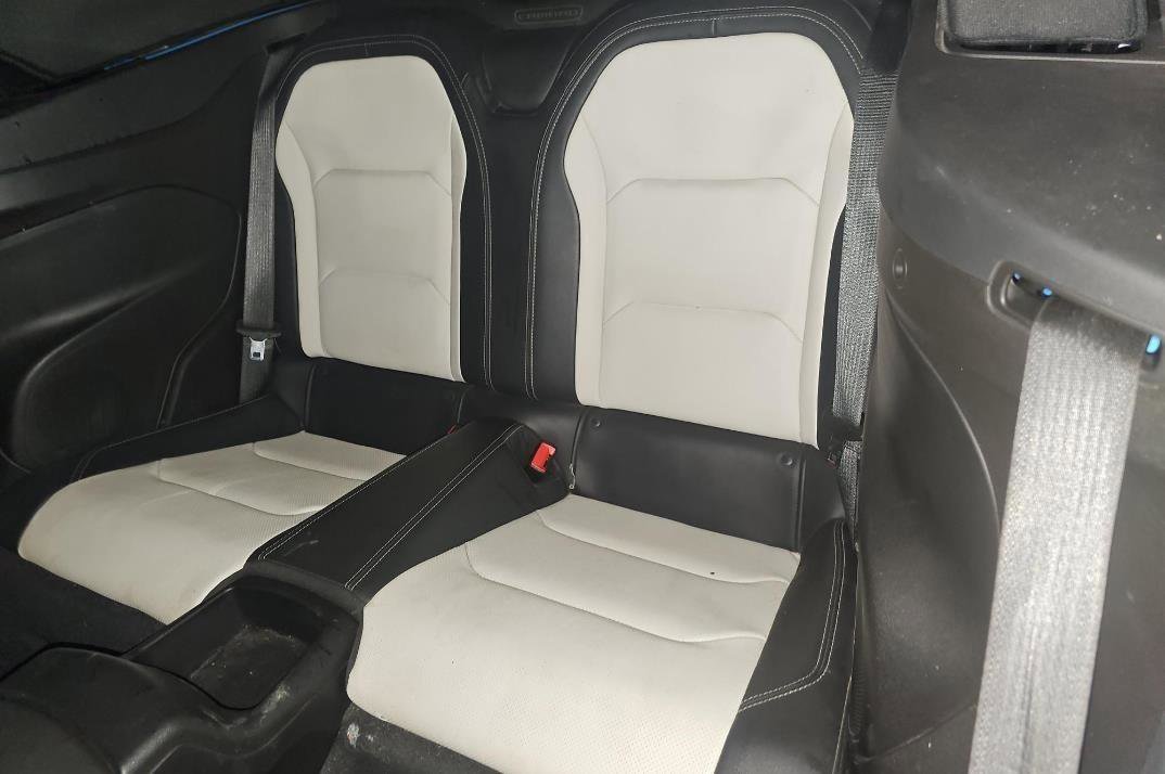 Used 2023 Chevrolet Camaro LT RWD image 6