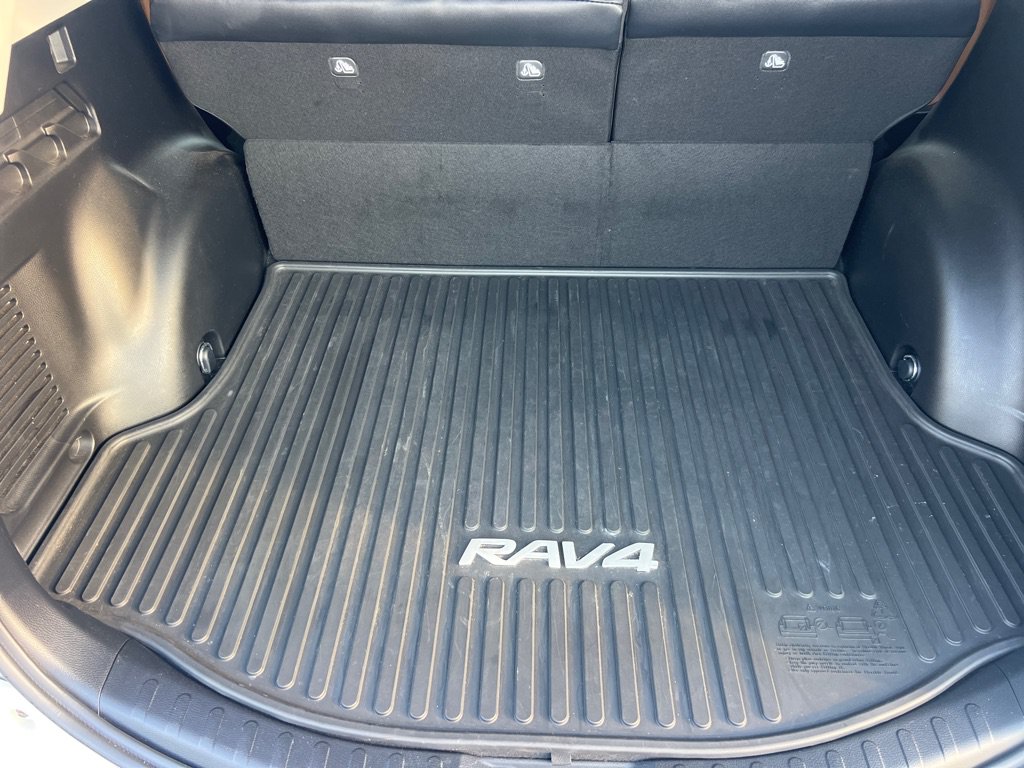 Used 2017 Toyota RAV4 Limited AWD/4WD image 23