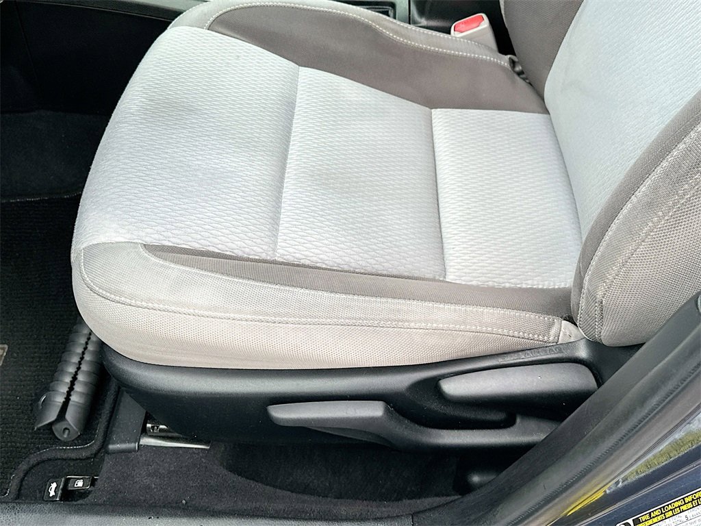 Used 2018 Toyota Corolla L image 9