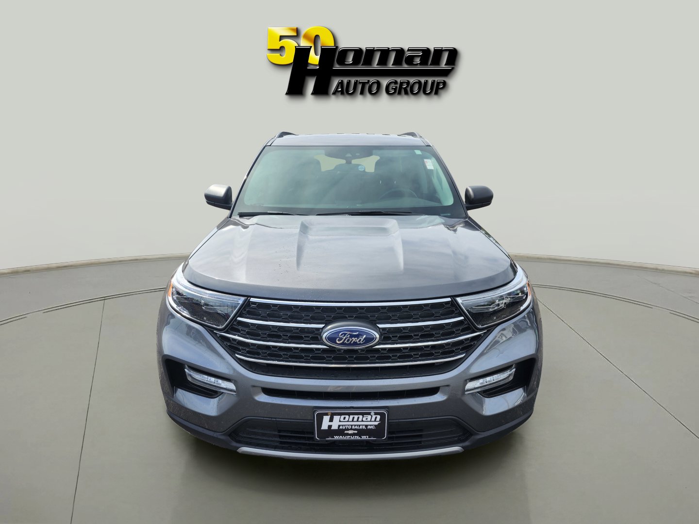 Used 2023 Ford Explorer XLT w/ Equipment Group 202A image 8