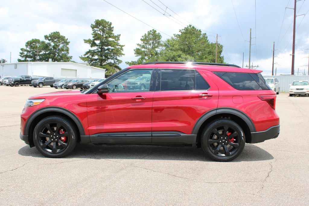 Used 2020 Ford Explorer ST w/ ST Street Pack AWD/4WD image 3