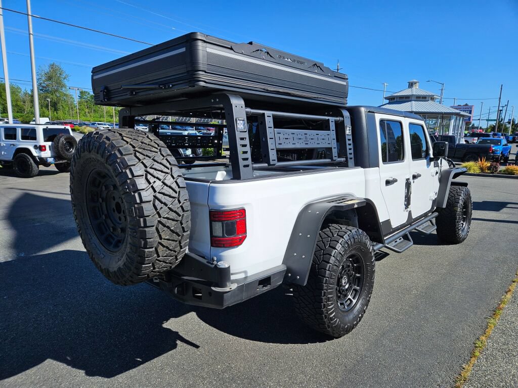 Used 2020 Jeep Gladiator Overland AWD/4WD image 5