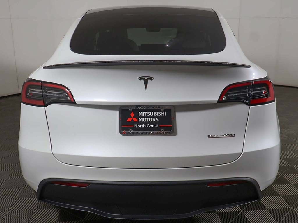 Used 2023 Tesla Model Y Performance AWD/4WD image 13