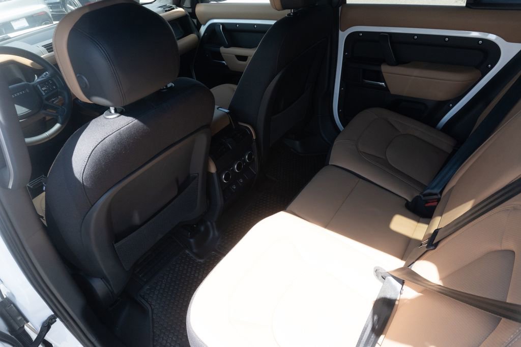 New 2025 Land Rover Defender 110 V8 image 29