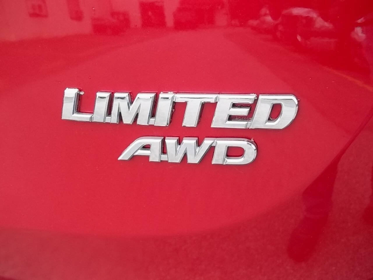 Used 2014 Toyota RAV4 Limited AWD/4WD image 29