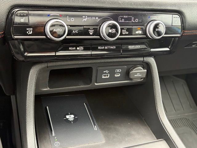 Certified 2023 Honda Pilot TrailSport image 23
