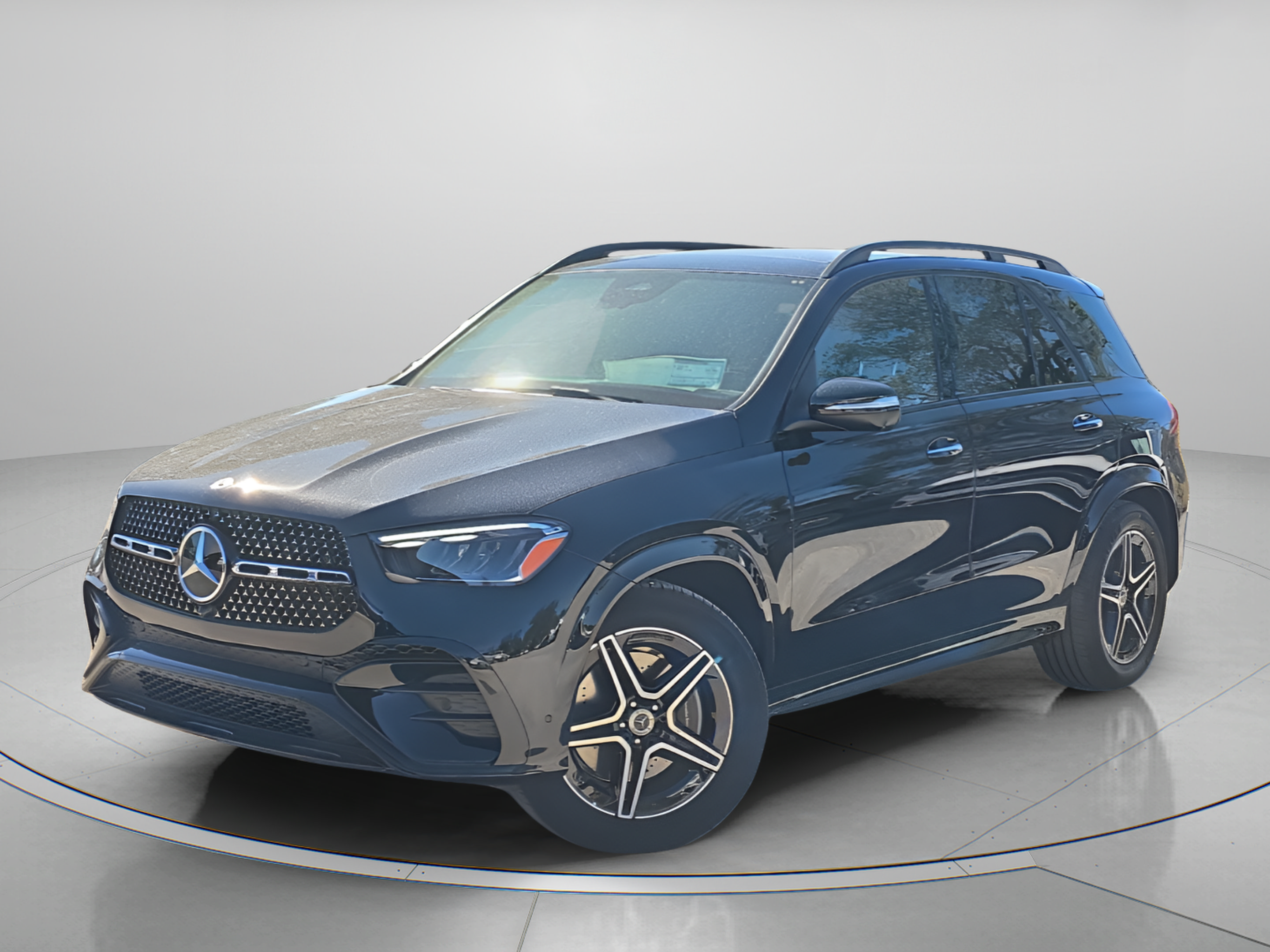 Used 2026 Mercedes-Benz GLE 350 4MATIC image 2
