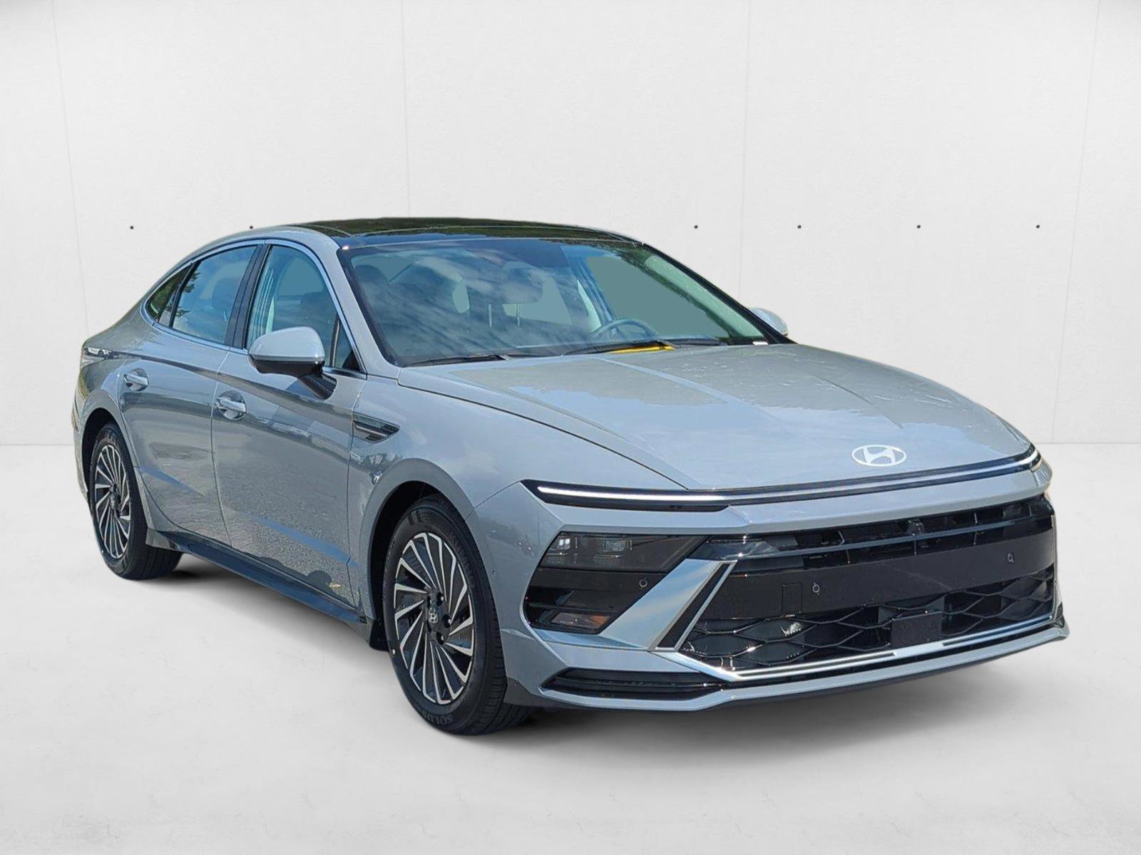 New 2025 Hyundai Sonata Limited FWD image 6