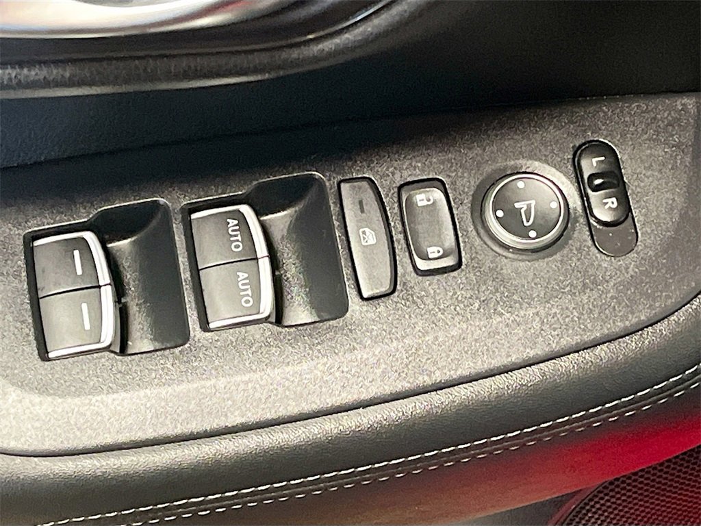 Used 2024 Honda HR-V EX-L image 18