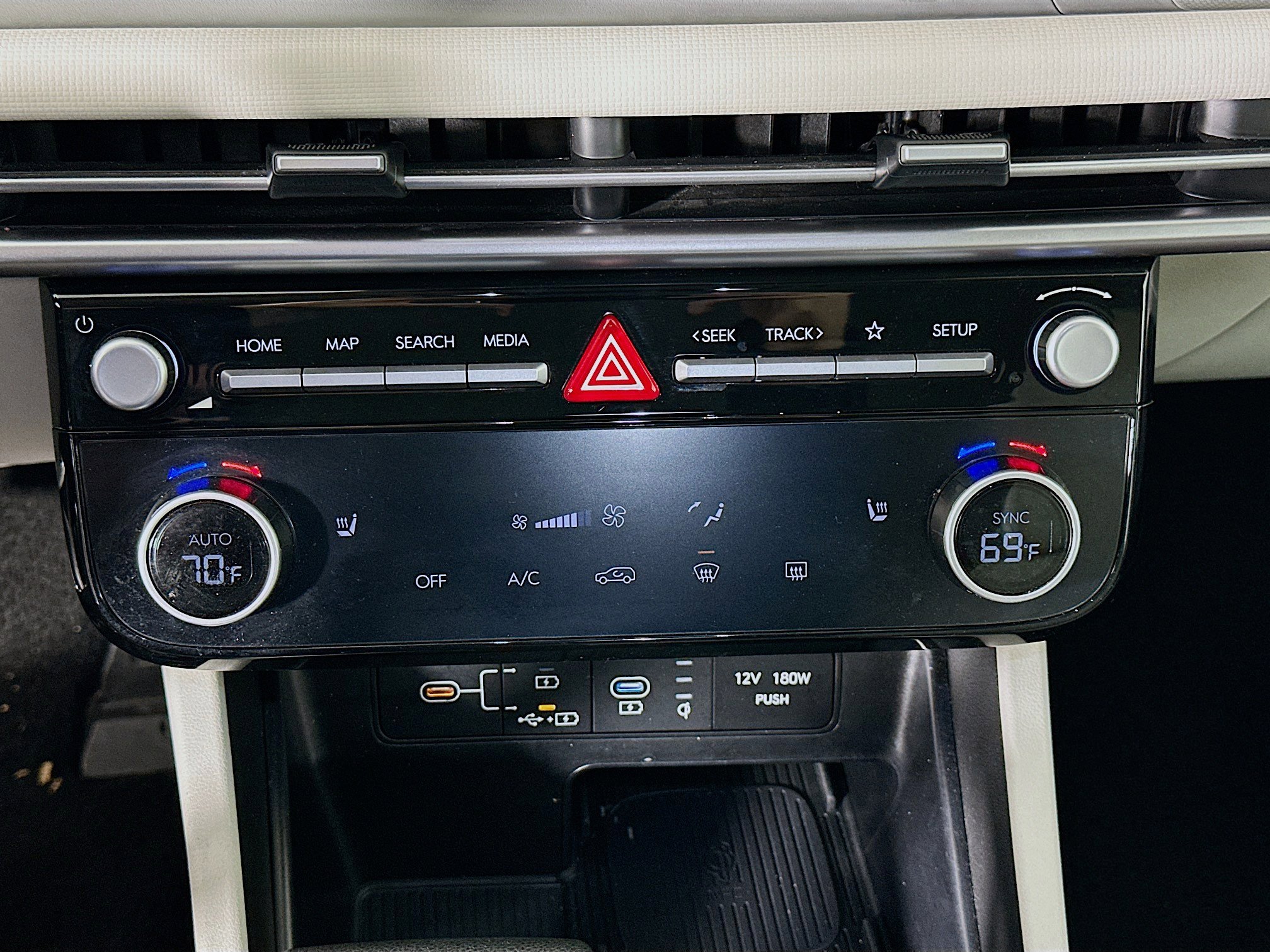 Used 2025 Hyundai Tucson SEL image 23