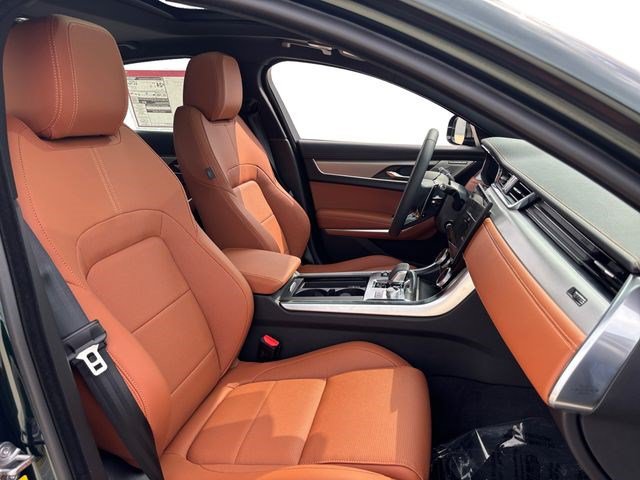New 2024 Jaguar XF R-Dynamic SE AWD/4WD image 16