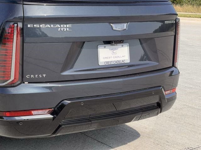 New 2026 Cadillac Escalade IQL Sport 1 w/ LPO, Floor Liner Package AWD/4WD image 7