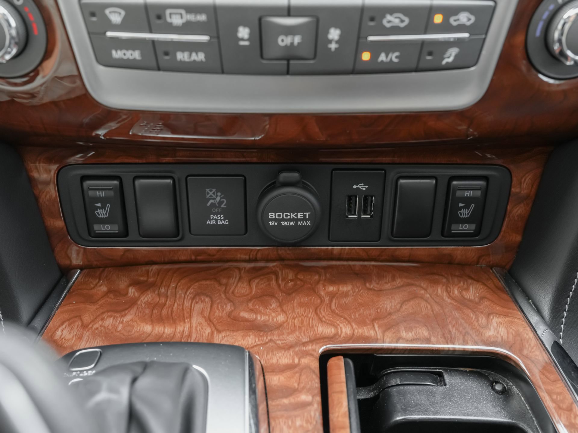 Certified 2019 INFINITI QX80 Luxe w/ All-Season Package RWD image 17
