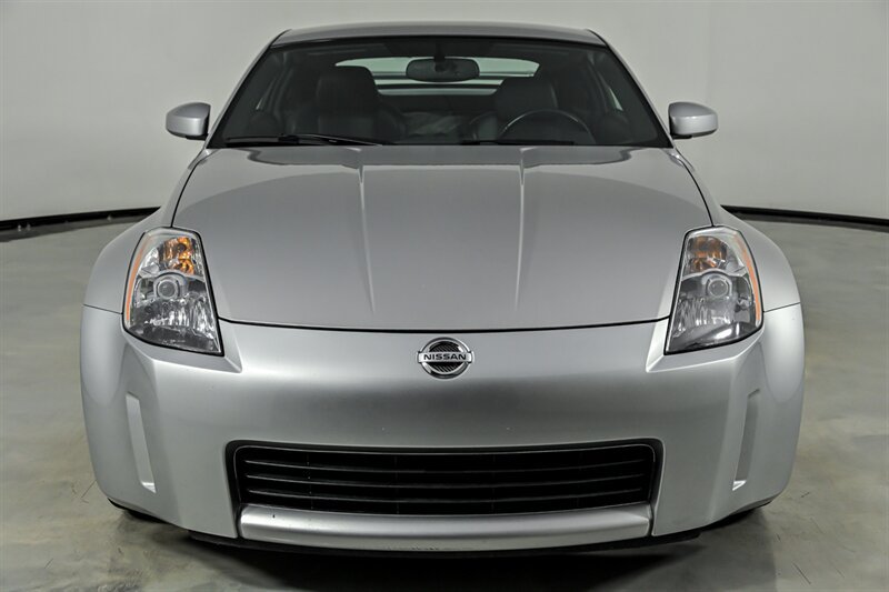 Used 2003 Nissan 350Z Touring RWD image 4