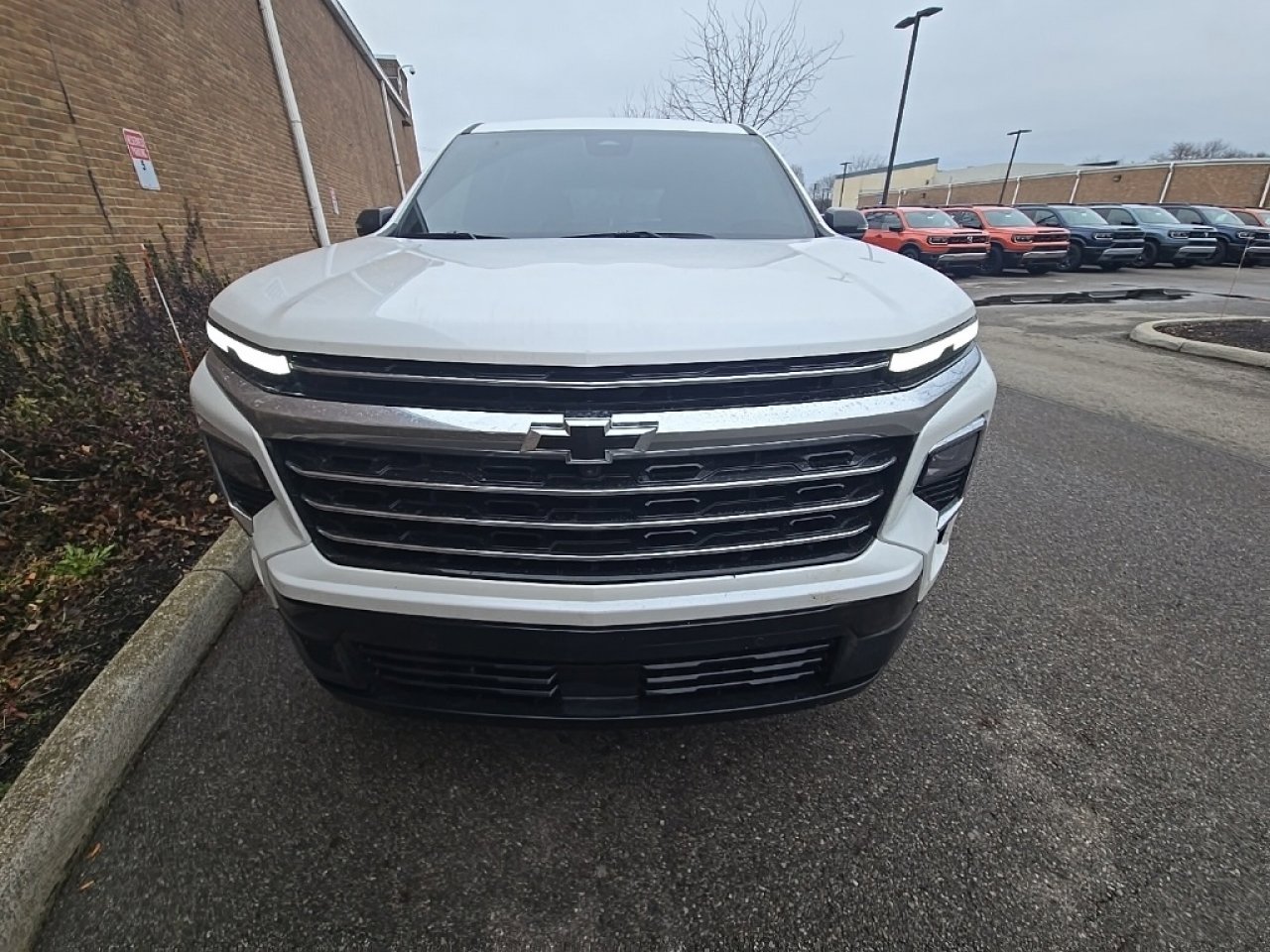 Used 2025 Chevrolet Traverse High Country w/ LPO, Floor Liner Package image 6