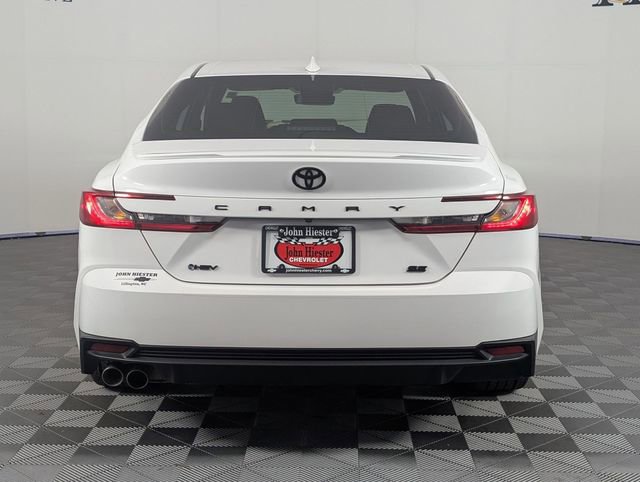 Used 2025 Toyota Camry SE w/ Convenience Package FWD image 6