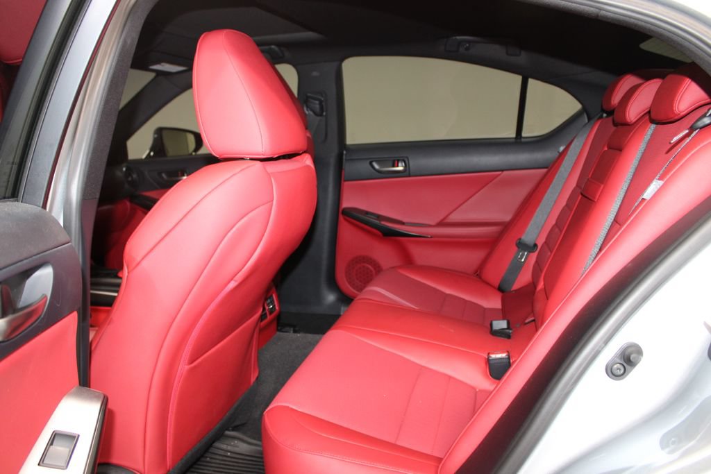 Used 2024 Lexus IS 500 RWD image 18