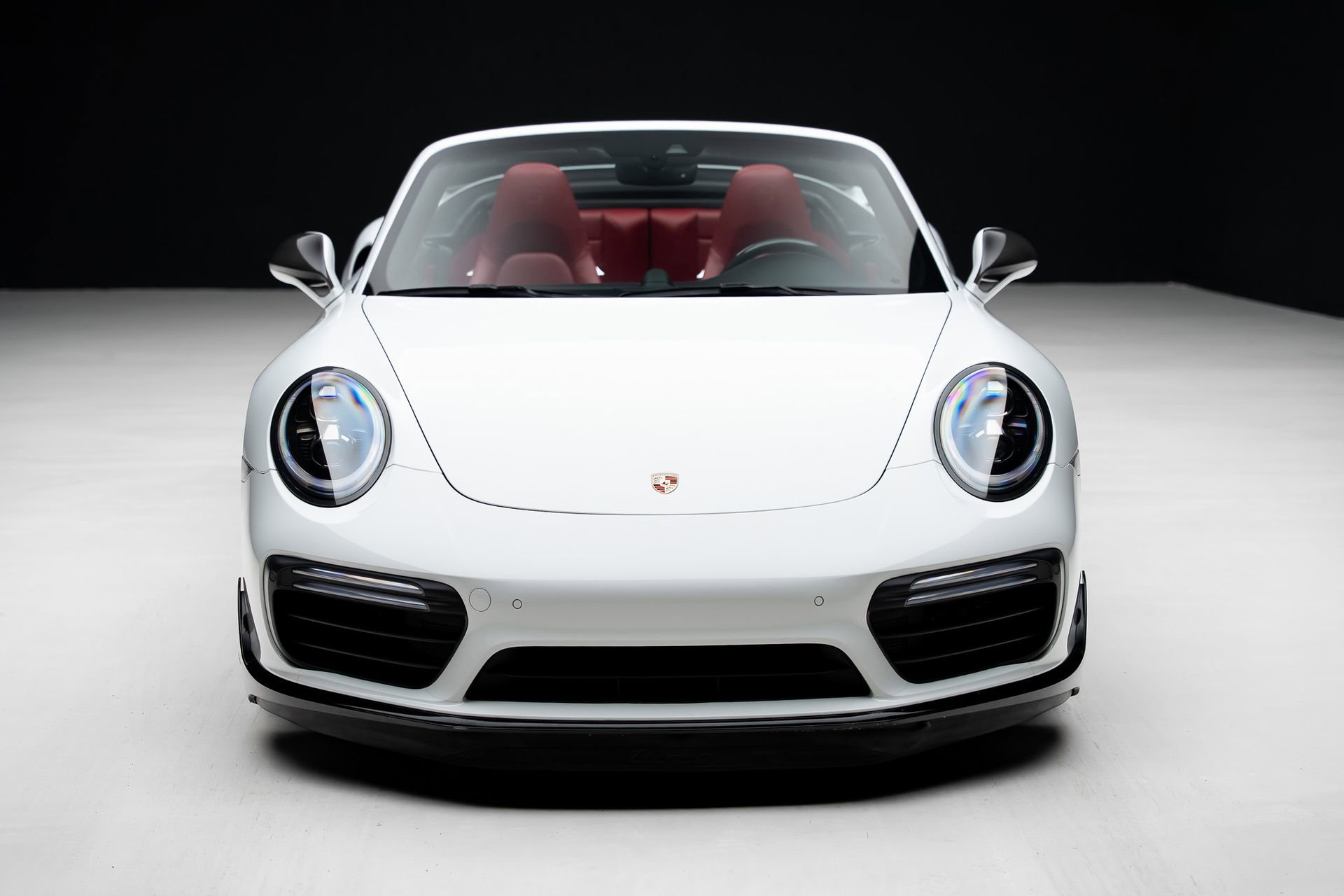 Used 2019 Porsche 911 Turbo image 9