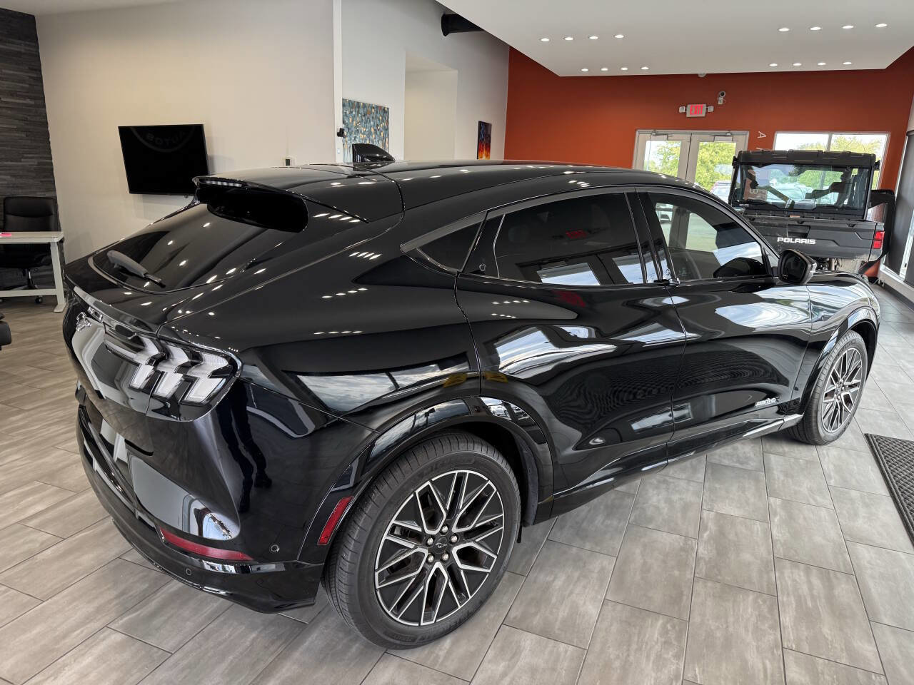 Used 2024 Ford Mustang Mach-E Premium image 18