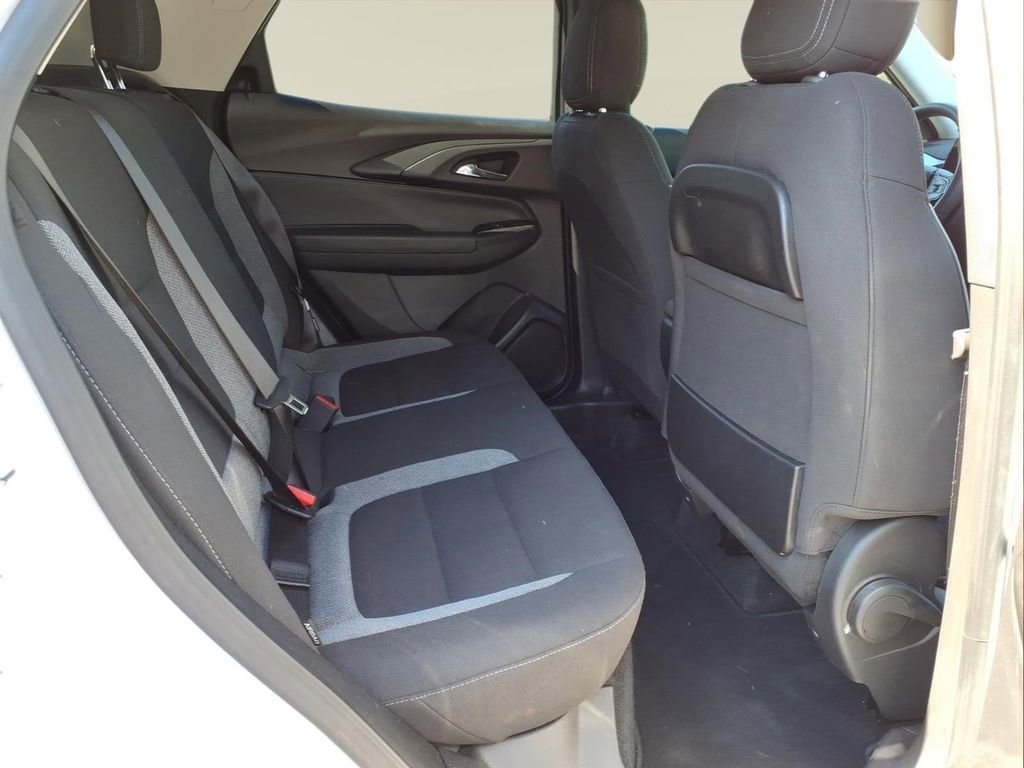 Certified 2024 Chevrolet TrailBlazer LS w/ LS Convenience Package FWD image 35