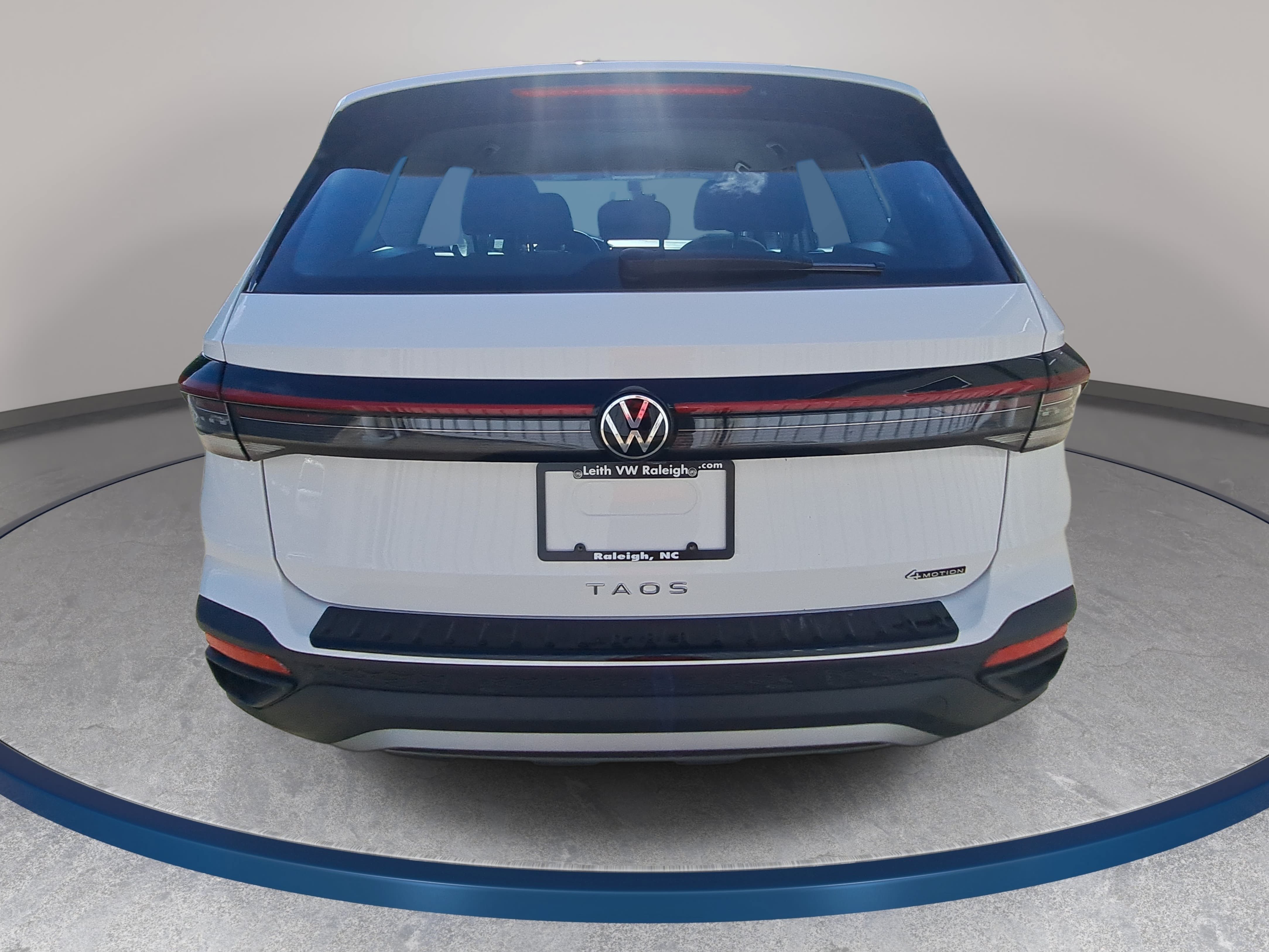 Used 2025 Volkswagen Taos S AWD/4WD image 6