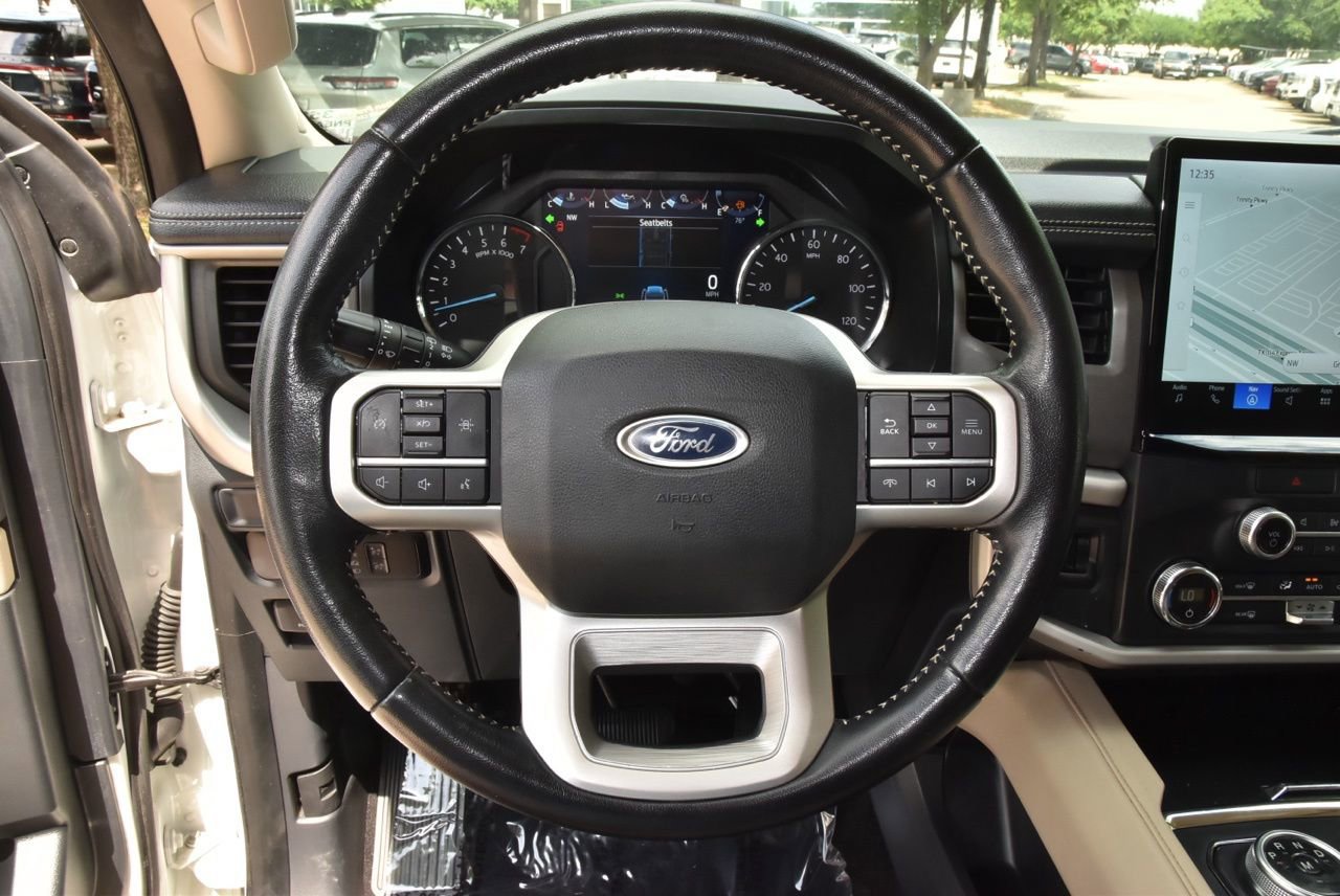 Certified 2022 Ford Expedition XLT RWD image 23