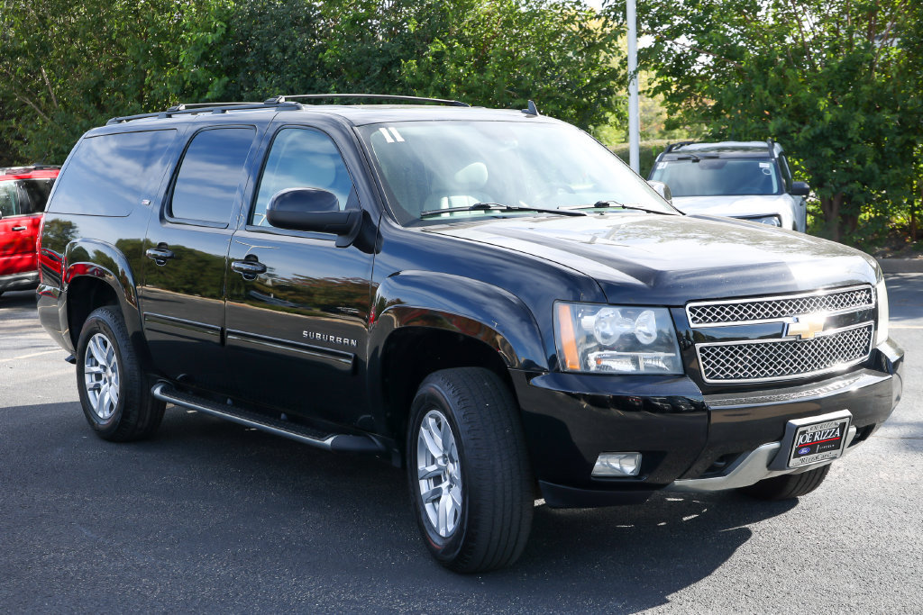 Used 2011 Chevrolet Suburban LT AWD/4WD image 23