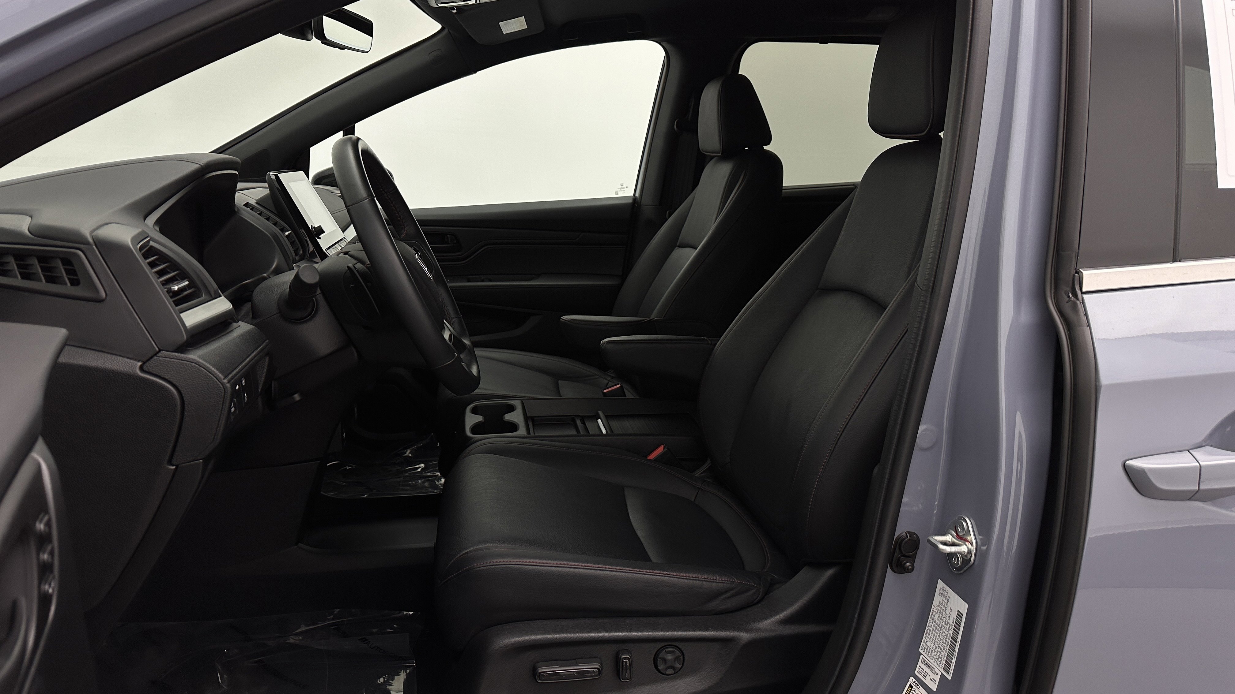 Used 2024 Honda Odyssey Sport image 15