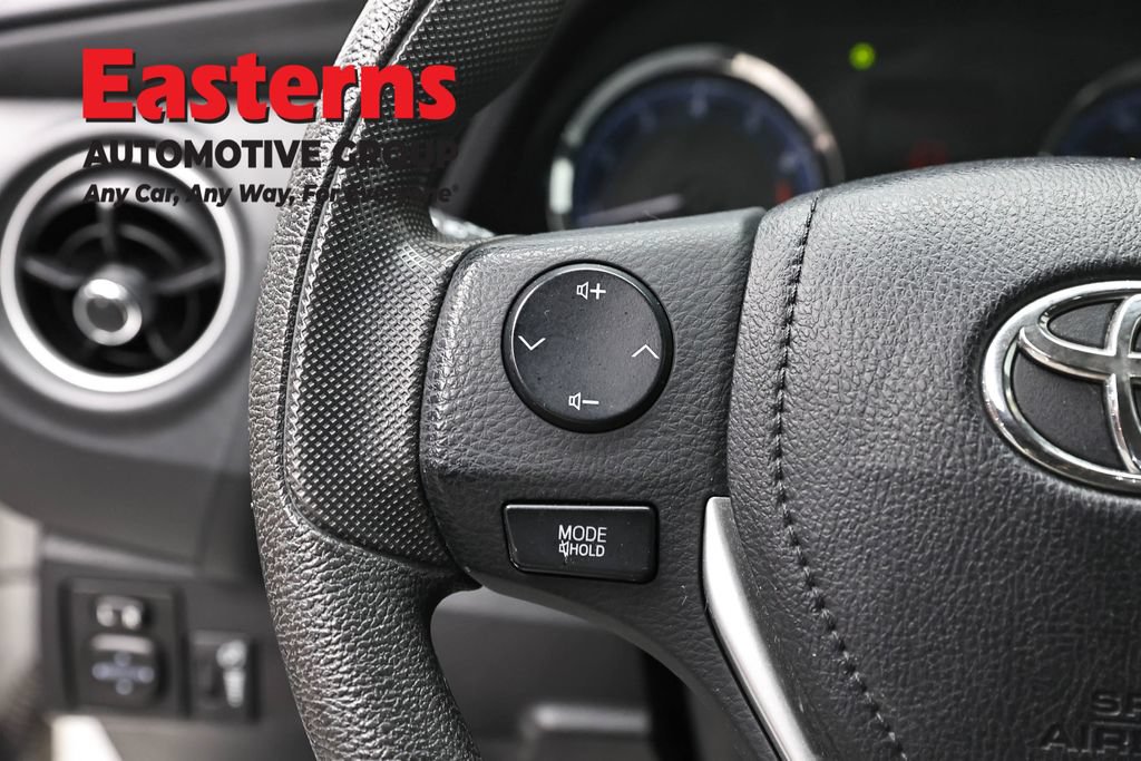 Used 2019 Toyota Corolla LE FWD image 15