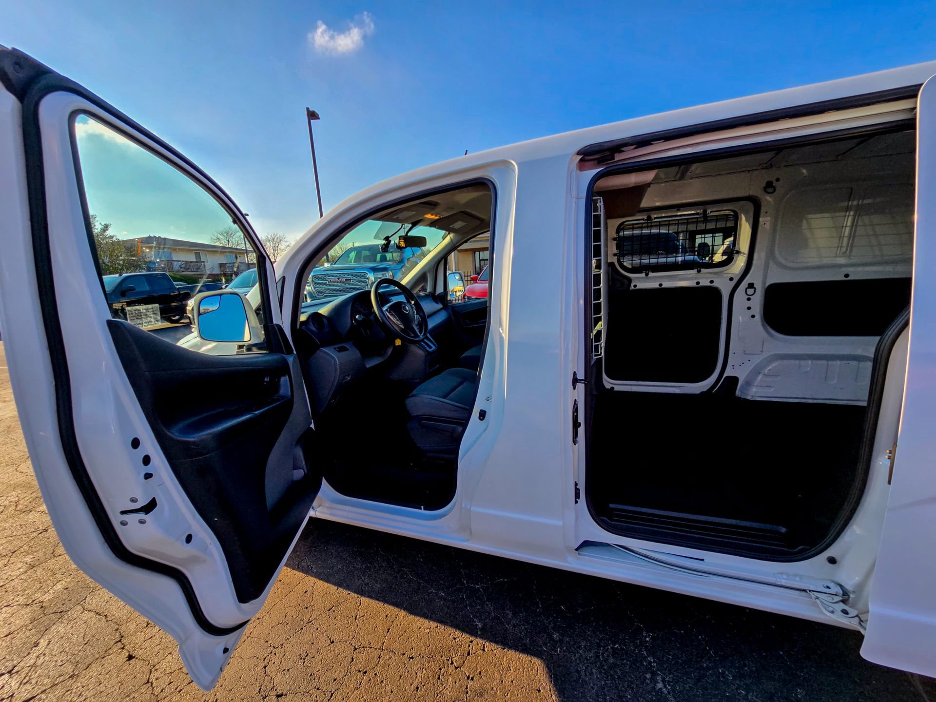 Used 2021 Nissan NV200 SV w/ Sliding Door Glass Package image 10
