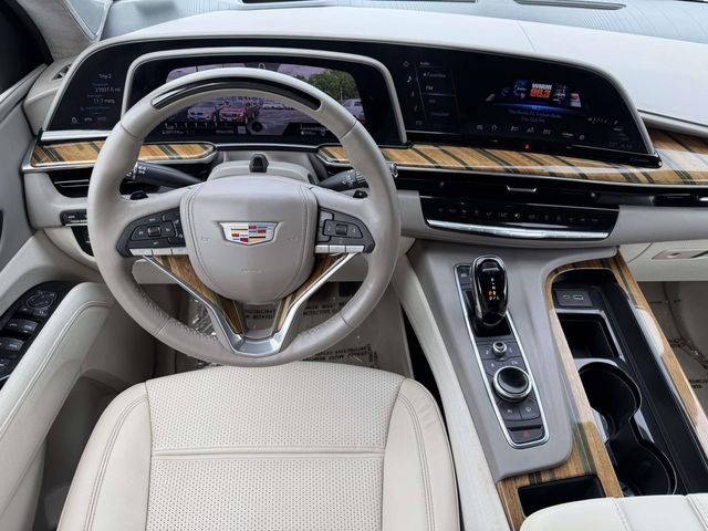 Used 2022 Cadillac Escalade Premium Luxury Platinum AWD/4WD image 12