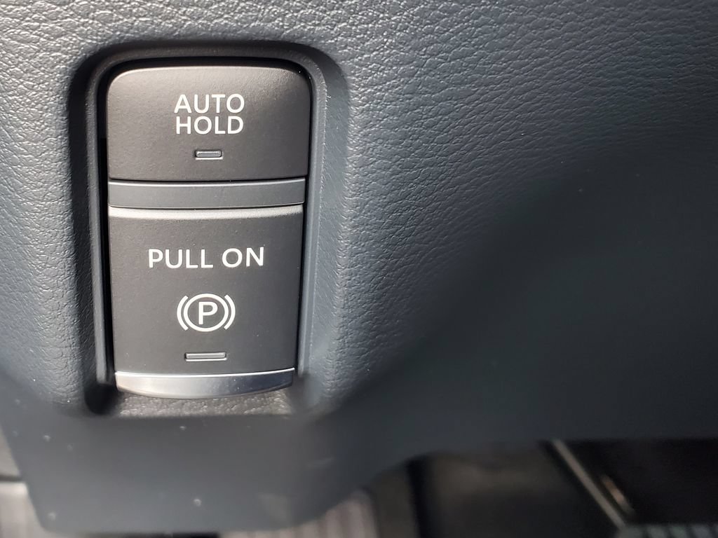 New 2026 Nissan Armada PRO-4X w/ Captain's Chari Seat Package AWD/4WD image 32