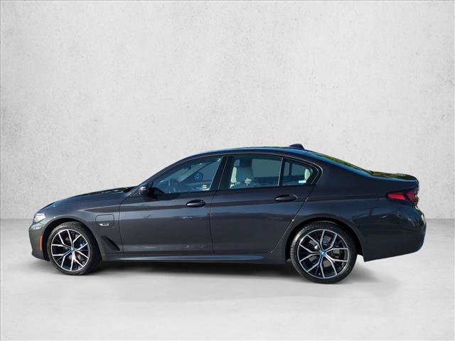 Used 2023 BMW 530e w/ M Sport Package RWD image 9