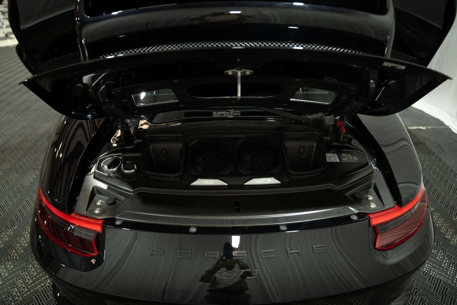 Used 2018 Porsche 911 GT3 RWD image 20